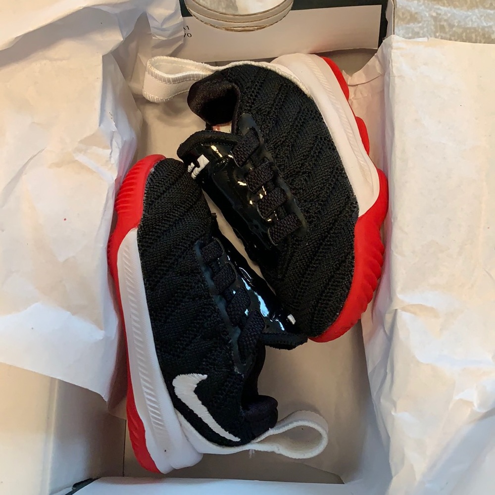 Nike Lebron XVI (TD)